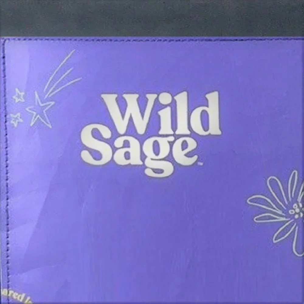 new Wild Sage Velvet Floral 3-Piece Reversible TWIN Quilt Set in Dark Denim-Blue